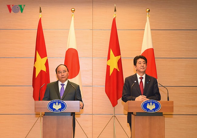 Vietnam increases its prestige, contributes to global issues - ảnh 1